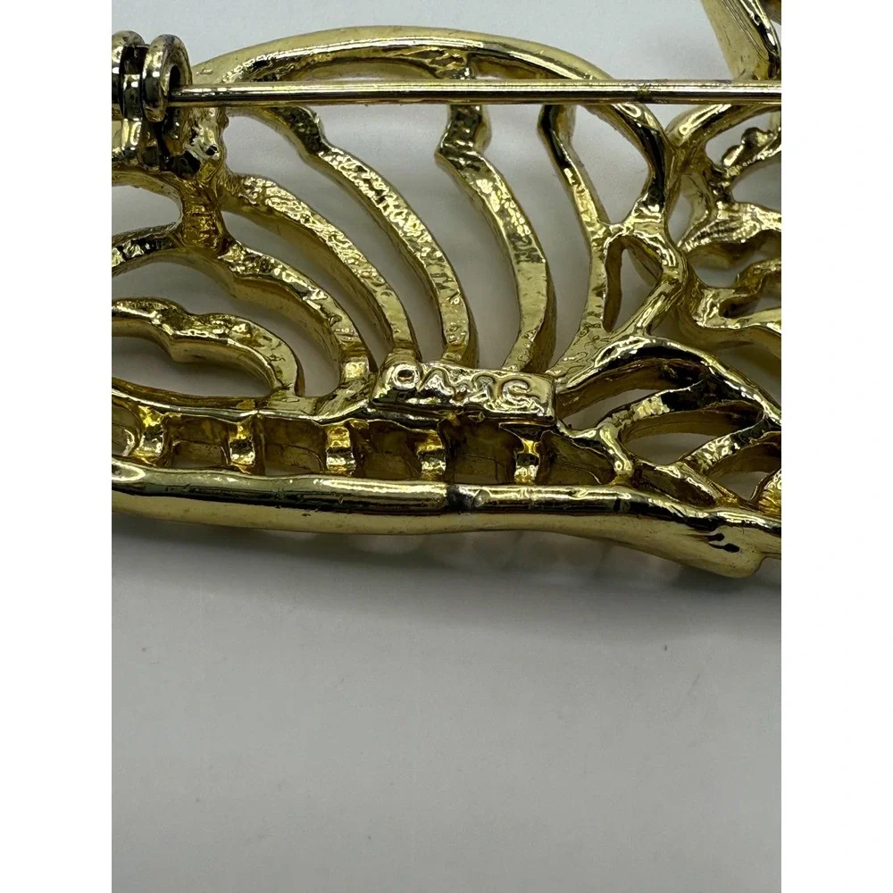 AJC‎ Gold Tone Cat Brooch Figural Sleeping Cat Pin